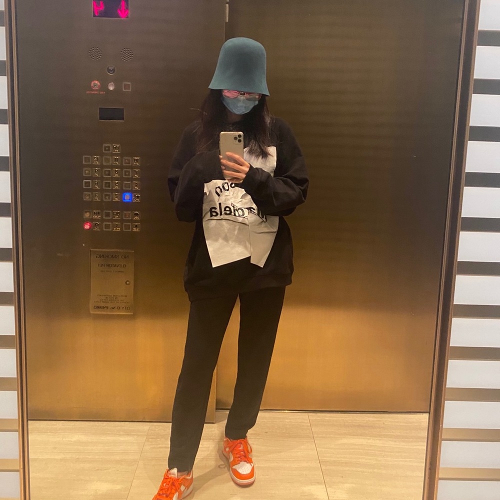 Meet your Posher, Yan